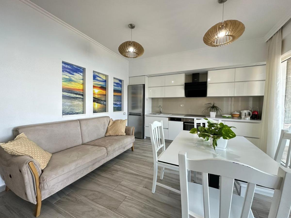 Home Aquamarine & Residence Vlore Ngoại thất bức ảnh