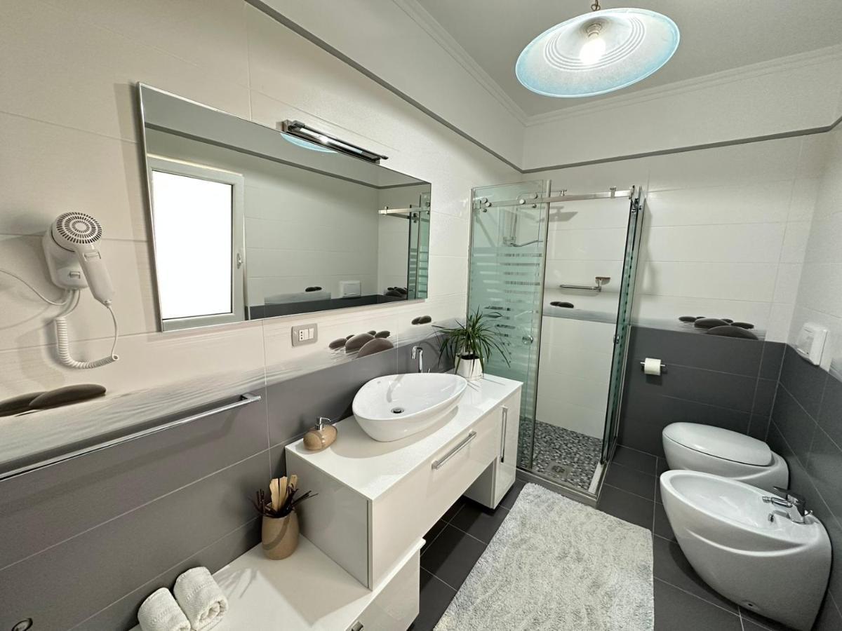 Home Aquamarine & Residence Vlore Ngoại thất bức ảnh
